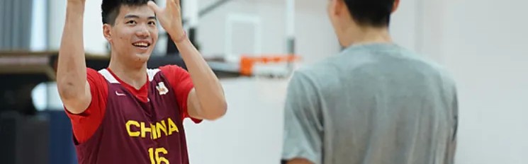 新2网址平台注册登录-焦泊乔出战14分钟，投篮6中5、三分1中1得到11分1盖帽